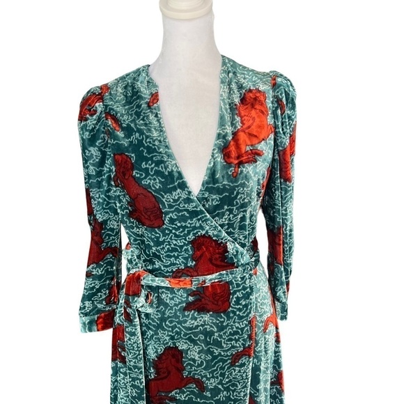 Rhode - NWT Lainey Velvet Pony Print Wrap Dress Sz XS - Picture 4 of 11